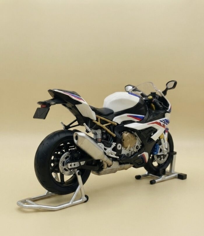 BMW - Image 2