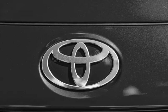 TOYOTA - Image 3